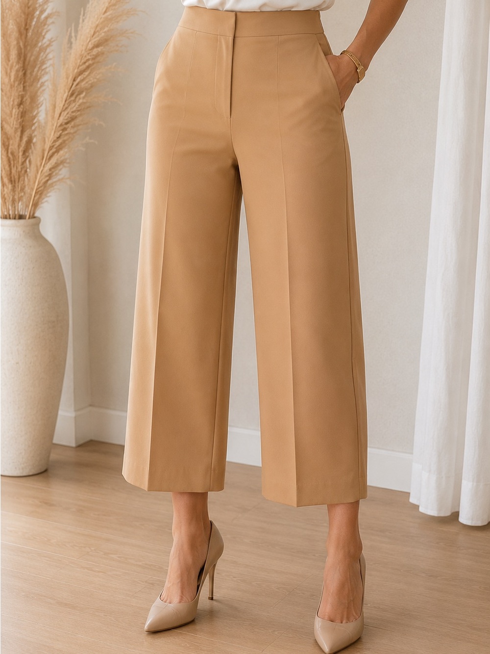 Soaked Women’s Wide Leg Ankle Pants Size M Tan Camel Stretch Dress Trousers